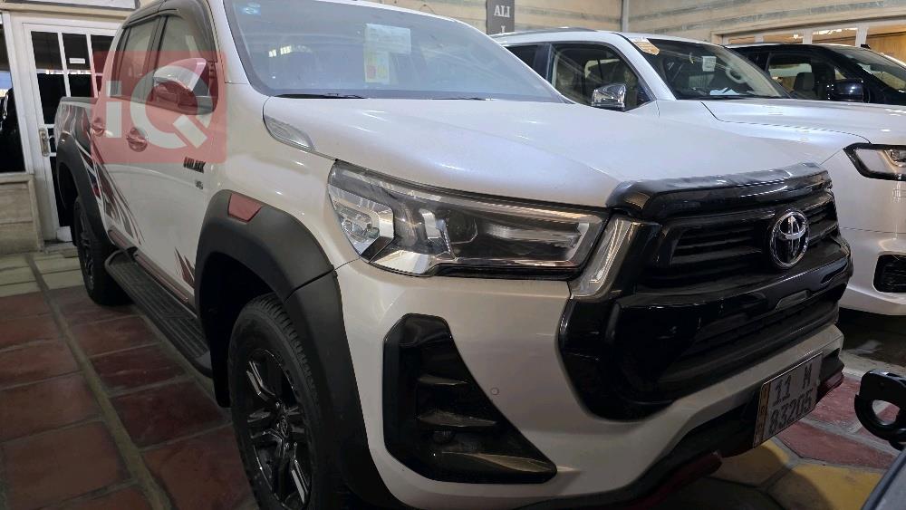 تويوتا هايلوكس